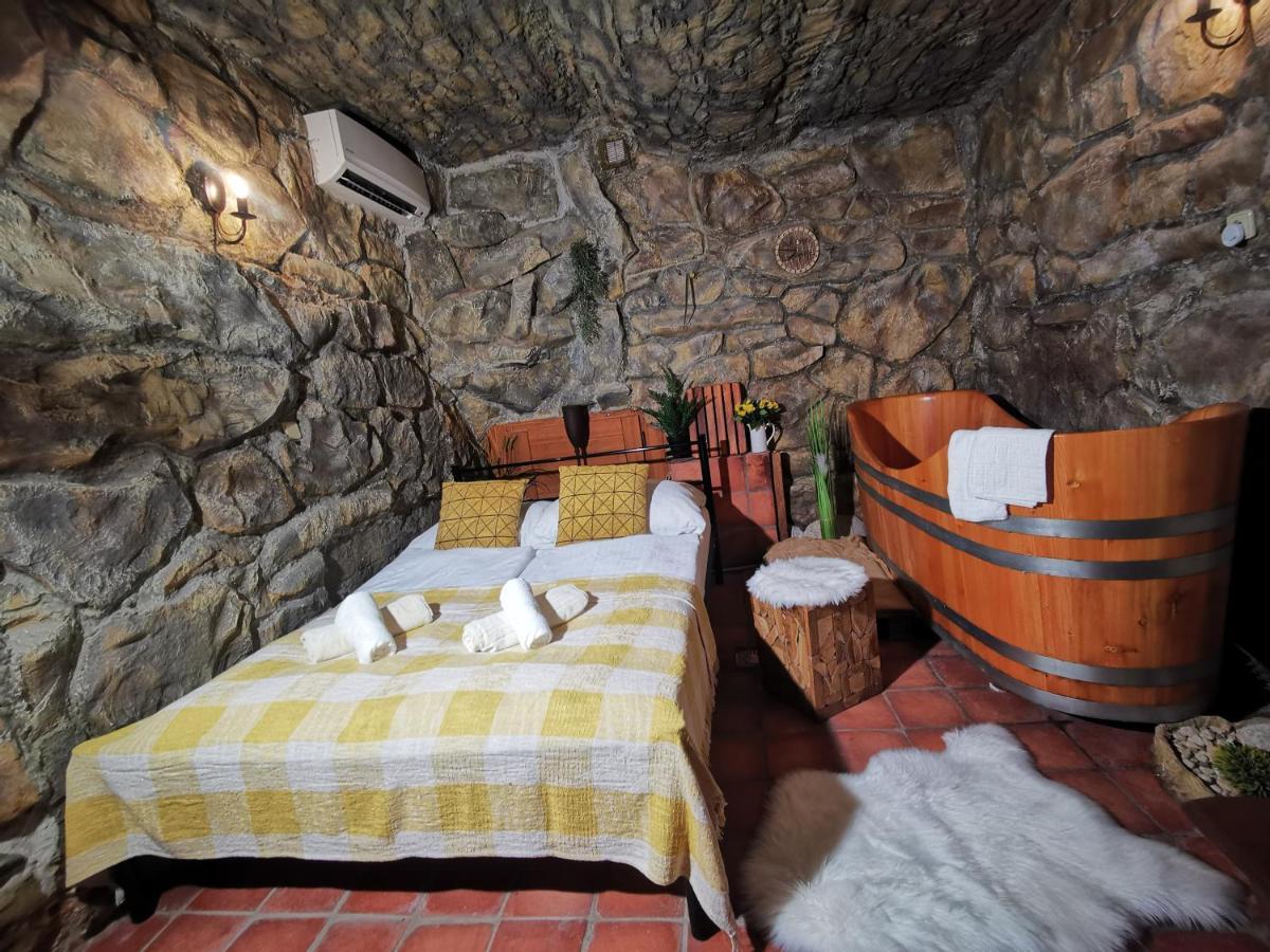 Mělník Hotel U Cisare Iii. מראה חיצוני תמונה