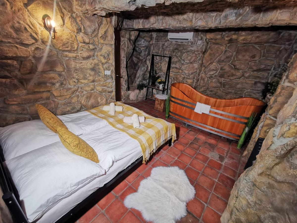 Mělník Hotel U Cisare Iii. מראה חיצוני תמונה