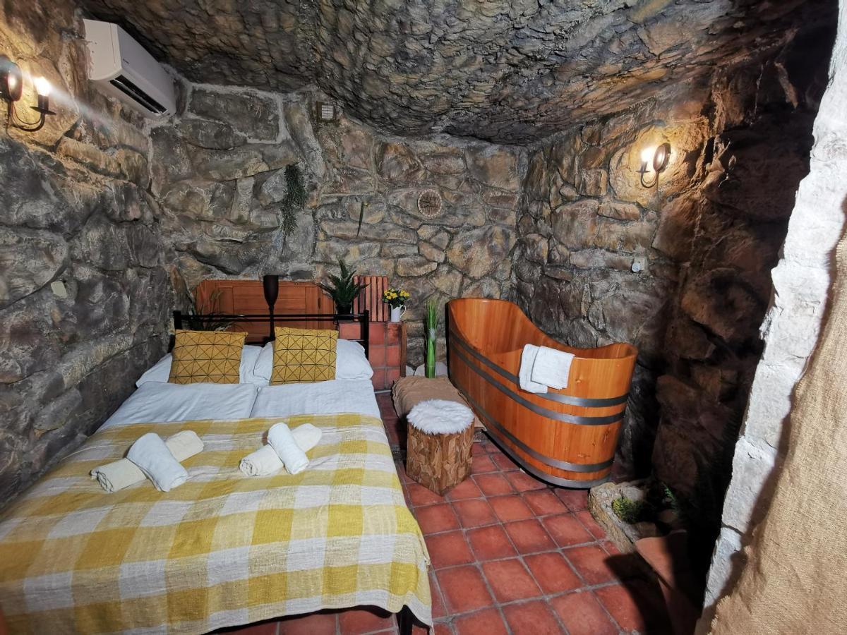 Mělník Hotel U Cisare Iii. מראה חיצוני תמונה